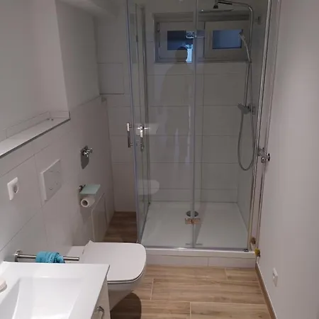 Apartment Ferienwohnung *